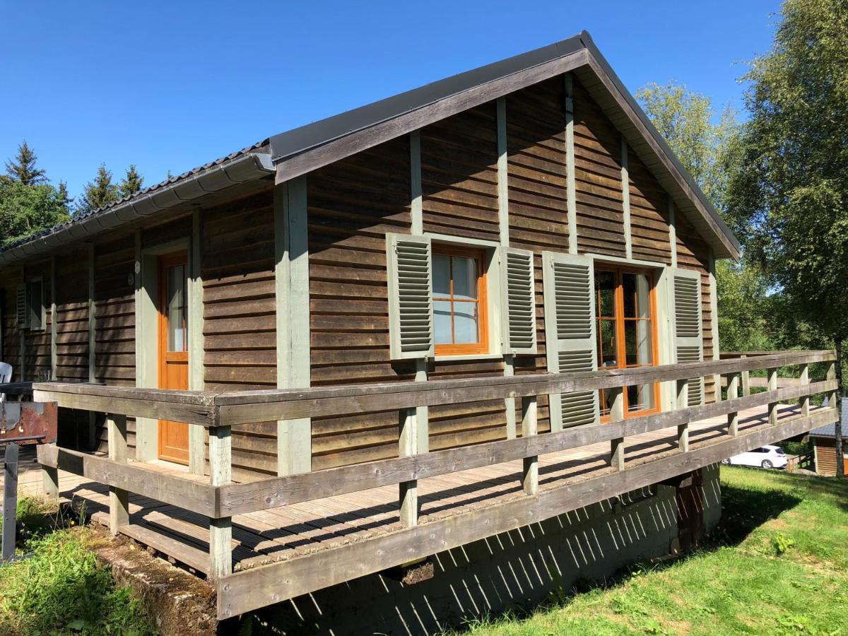 בולאנז' Chalet De Charme, Le "Caribou Lodge", Eifel Belge מראה חיצוני תמונה