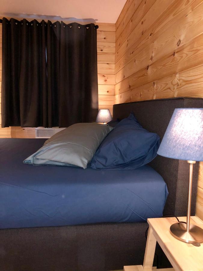 בולאנז' Chalet De Charme, Le "Caribou Lodge", Eifel Belge מראה חיצוני תמונה