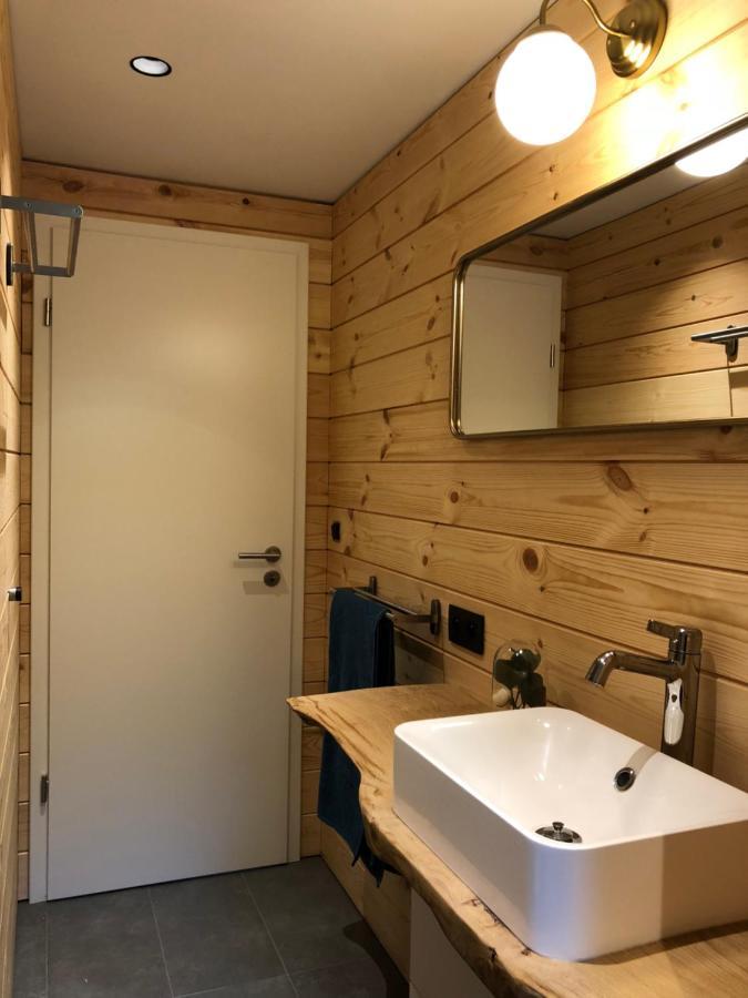 בולאנז' Chalet De Charme, Le "Caribou Lodge", Eifel Belge מראה חיצוני תמונה