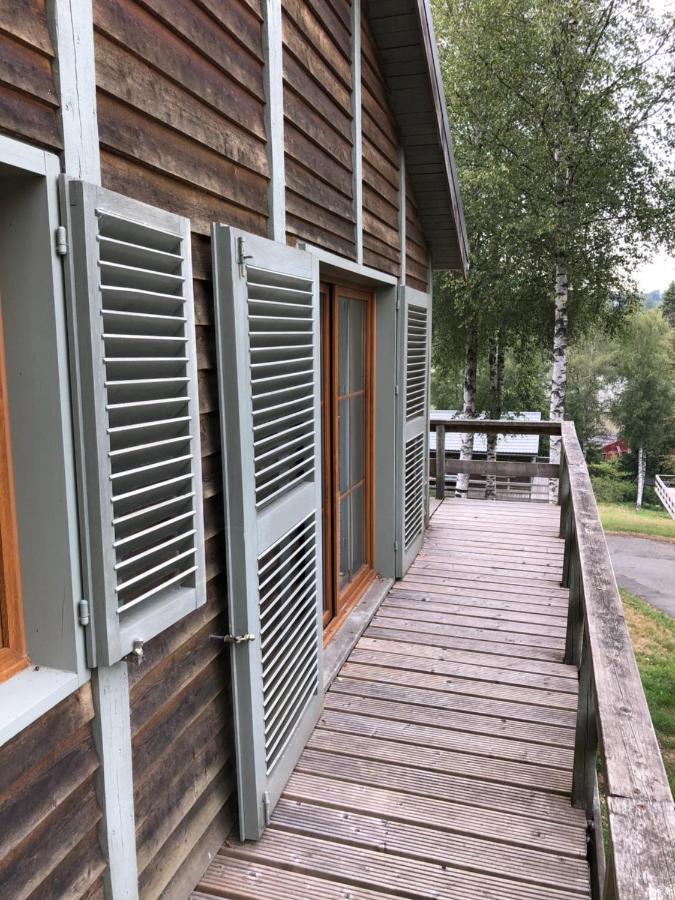 בולאנז' Chalet De Charme, Le "Caribou Lodge", Eifel Belge מראה חיצוני תמונה