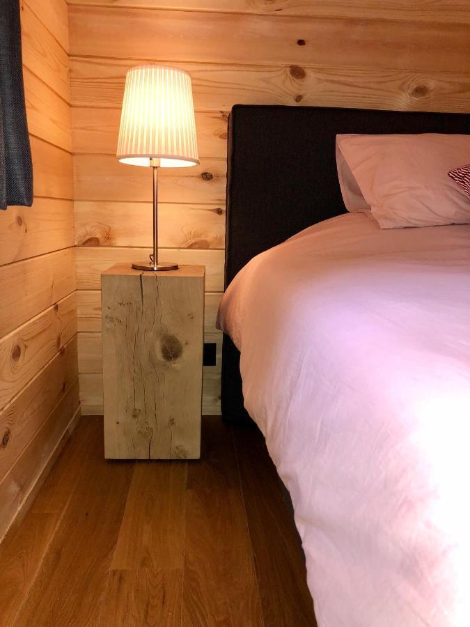 בולאנז' Chalet De Charme, Le "Caribou Lodge", Eifel Belge מראה חיצוני תמונה