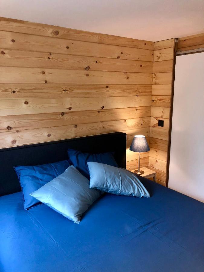 בולאנז' Chalet De Charme, Le "Caribou Lodge", Eifel Belge מראה חיצוני תמונה