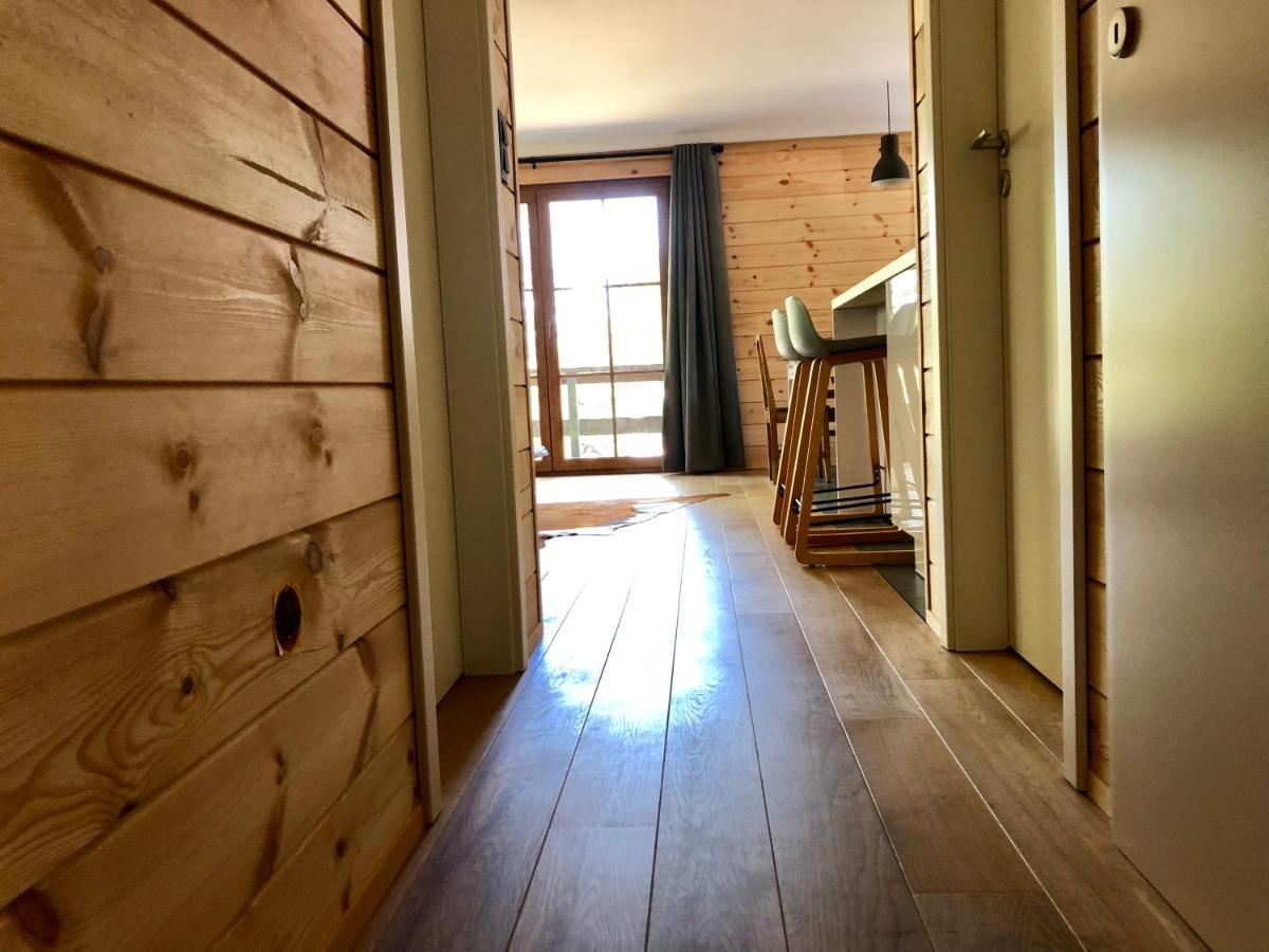 בולאנז' Chalet De Charme, Le "Caribou Lodge", Eifel Belge מראה חיצוני תמונה